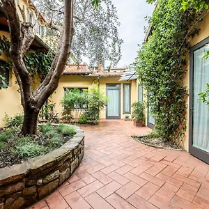 Appartement Cortile Santa Monaca, Florence