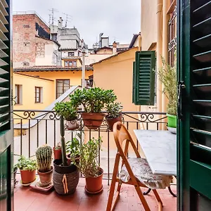 Appartement A Due Passi Dal Duomo Di, Florence